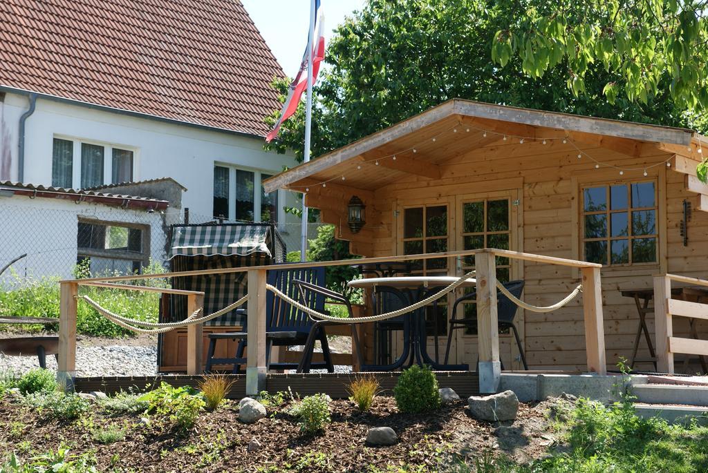 Ferienwohnungen Am Kleinen See Bergen Auf Rugen Buitenkant foto