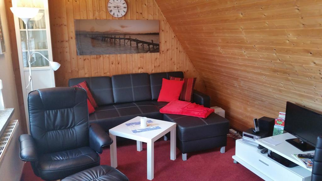 Ferienwohnungen Am Kleinen See Bergen Auf Rugen Buitenkant foto